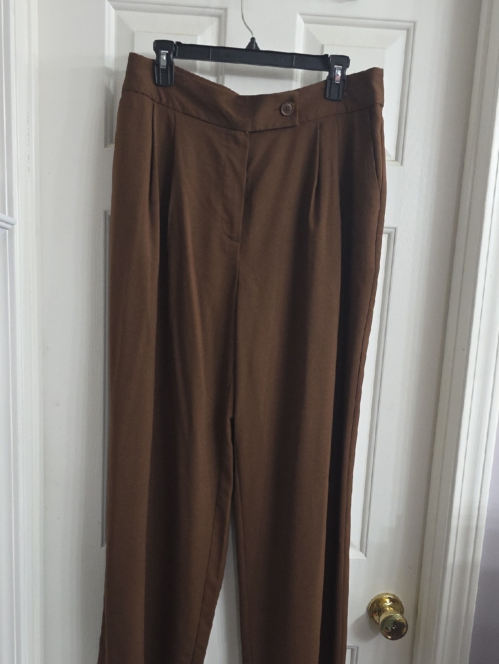High-Rise Brown Pleated Trousers